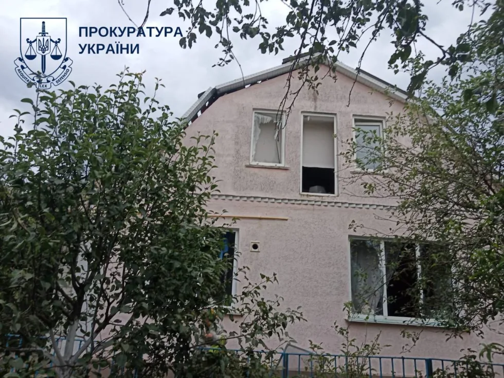 Атака РФ на Київщину: є загиблі і поранені. У Вишневому евакуюють людей через загрозу повторного вибуху