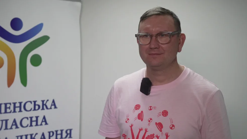"Всеукраїнська асоціація лікарняних клоунів" та "Клоуни без кордонів" провели виставу в дитячій лікарні Рівного