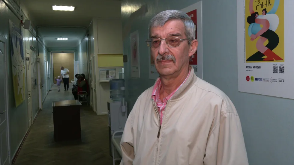 "Людям треба кров": почесних донорів України нагородили в Центрі служби крові у Рівному
