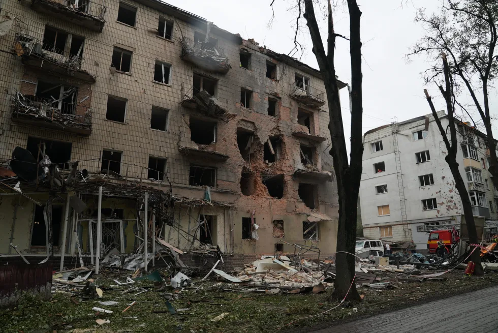 “Люди були в шоці, вони не розуміли, яке горе пережили”. Мешканці Сум про атаку РФ КАБами та як усувають наслідки