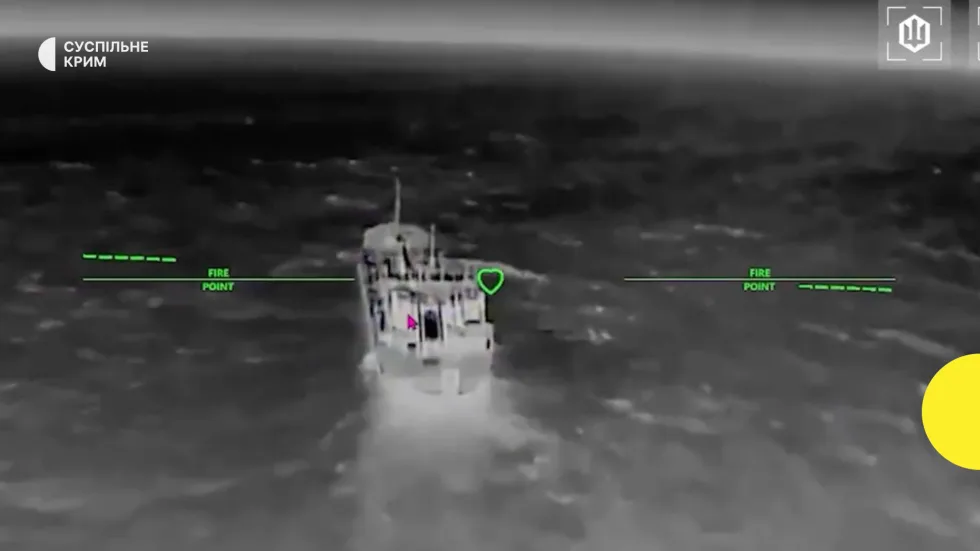 Цієї ночі у Азовському морі дрони уразили 8 танкерів з паливом, 1 сухогруз та 1 пором — "Мадяр" опублікував відео