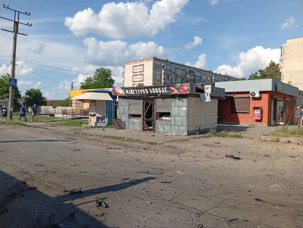 Через обстріл Нікополя загинула працівниця кіоску