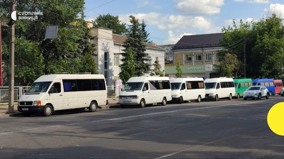 У Вінниці кілька годин не курсують маршрутки: перевізники кажуть про затримання водія ТЦК