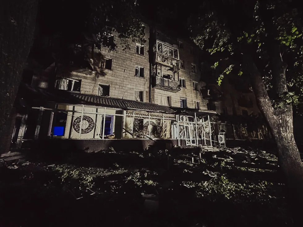 “Ми себе в місті Суми відчуваємо повністю незахищеними". Очевидці про атаку РФ, внаслідок якої загинули чотири людини