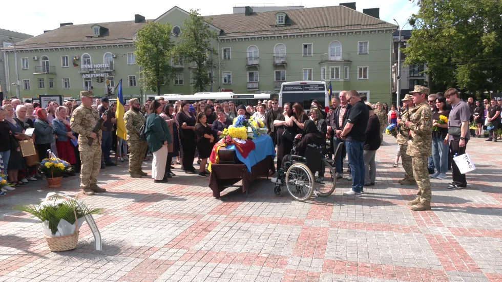 Із солдатом Юрієм Костюкевичем попрощалися у Рівному