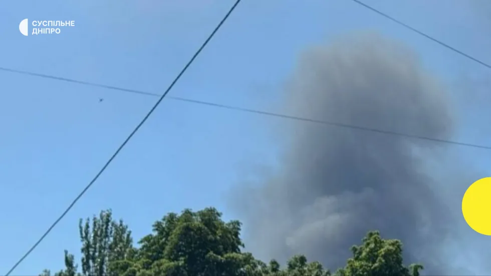 Російські війська поцілили по підприємству в Дніпрі: семеро людей дістали поранення