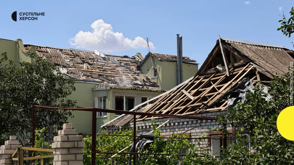 Двоє загиблих, 30 поранених. Війська РФ атакували 54 населені пункти Херсонщини