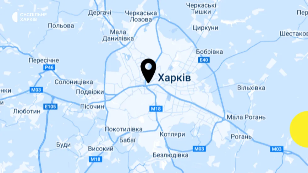 У Київському районі під удар РФ потрапило авто й АЗС, є поранені