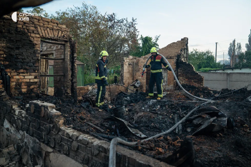 "Я не думала, що таке буває": у Вишневому досі працюють над ліквідацією наслідків атаки РФ. СУСПІЛЬНЕ | ВІДЕОНОВИНИ