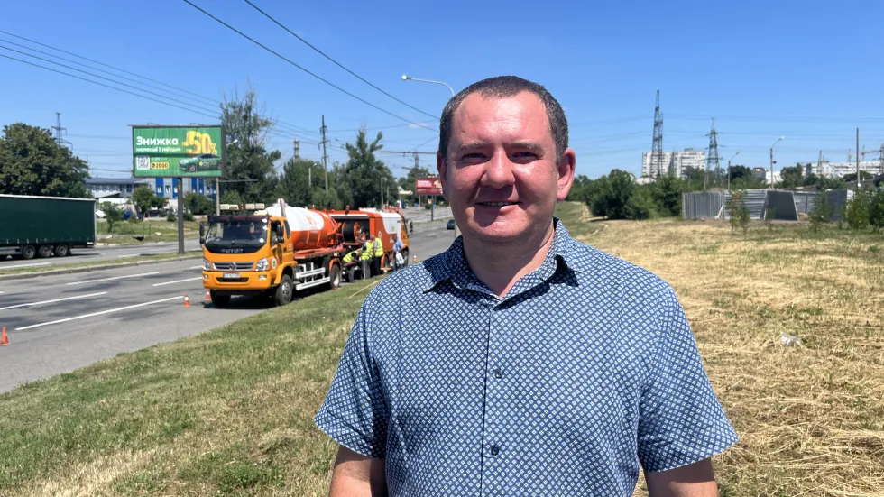 "Щоб підприємство працювало". Куп'янські комунальники після релокації надають платні послуги іншим громадам Харківщини