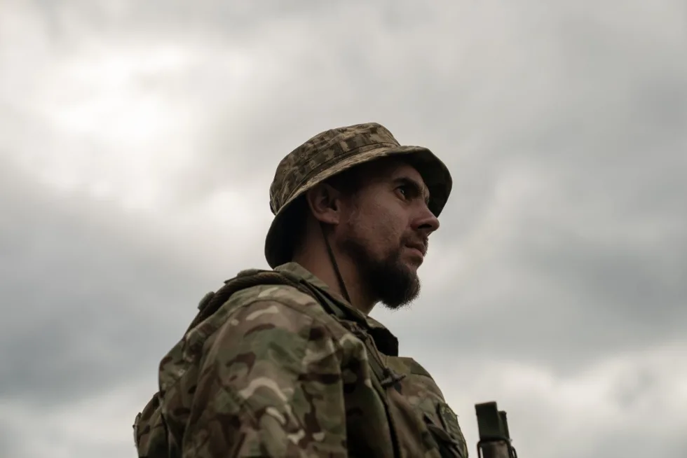 "Це перший ешелон, який приймає ворога". Як екіпаж ППО на Сумщині полює на російські дрони