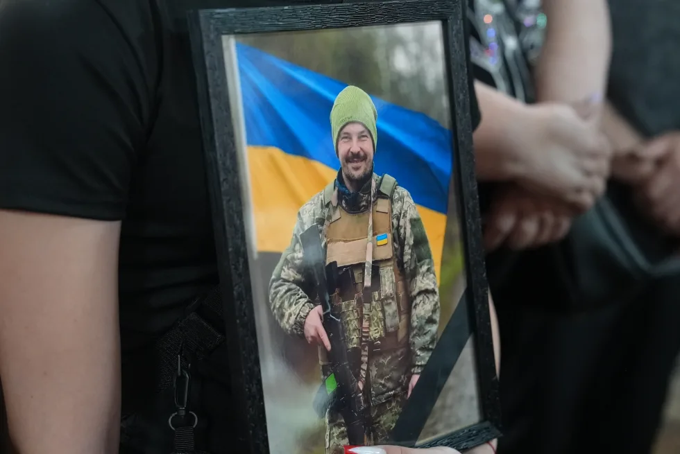 У Херсоні попрощались з військовими Дмитром Подоляном та Олександром Свєтловським