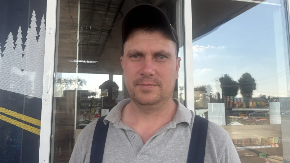 "Батько витягнув дитину, вони відвели її за будівлю": працівник АЗС в Харкові розповів про влучання дрона РФ