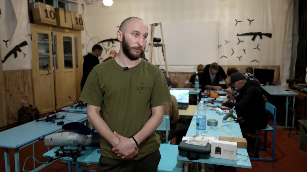 "Треба вчитися полювати, а не бути «зайчиком»": як на Чернігівщині навчають фахівців для роботи з безпілотниками