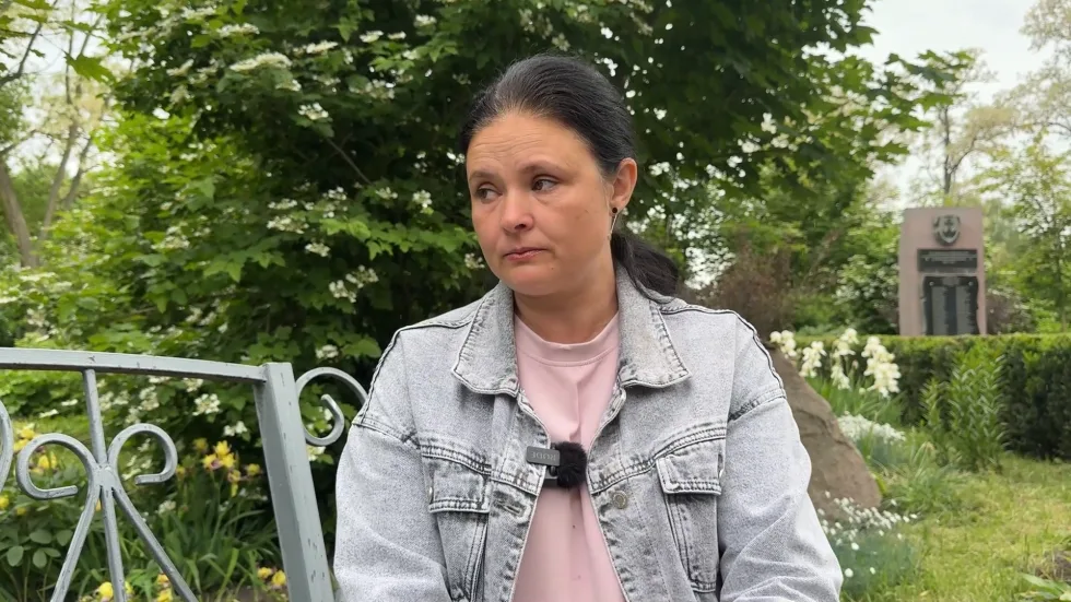 "Діти наїстися не могли, а батьки жодного разу не провідали": єдина патронатна сім'я на Прилуччині про своїх вихованців