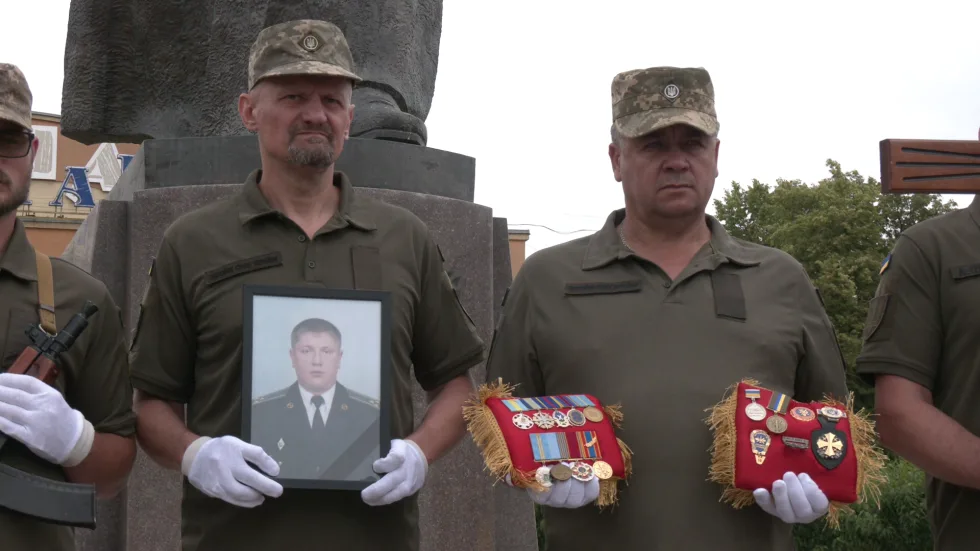 З полковником Олександром Желтовим та сержантом Андрієм Рубановим попрощалися у Рівному