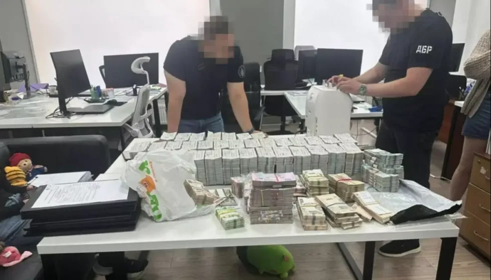 Обшуки у співвласника «Бабеля»: слідчі перевіряють можливе заволодіння бюджетними коштами під час закупівлі дронів