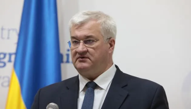 У МЗС підтвердили, що Сибіга прибуде у Варшаву на зустріч із Сікорським