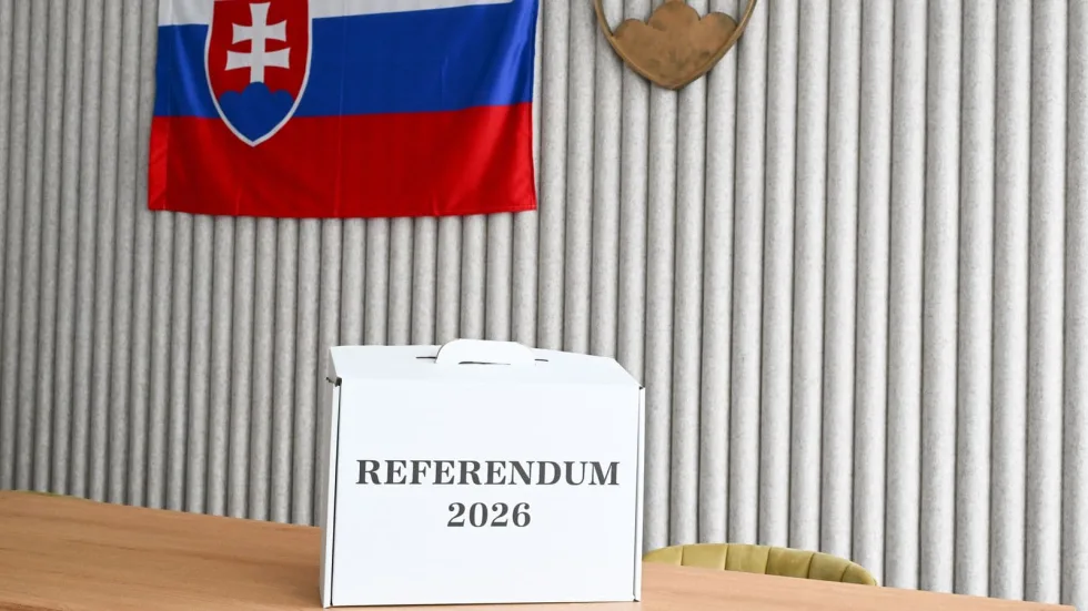У Словаччині проводять референдум щодо "довічних" пенсій та відновлення спецпрокуратури