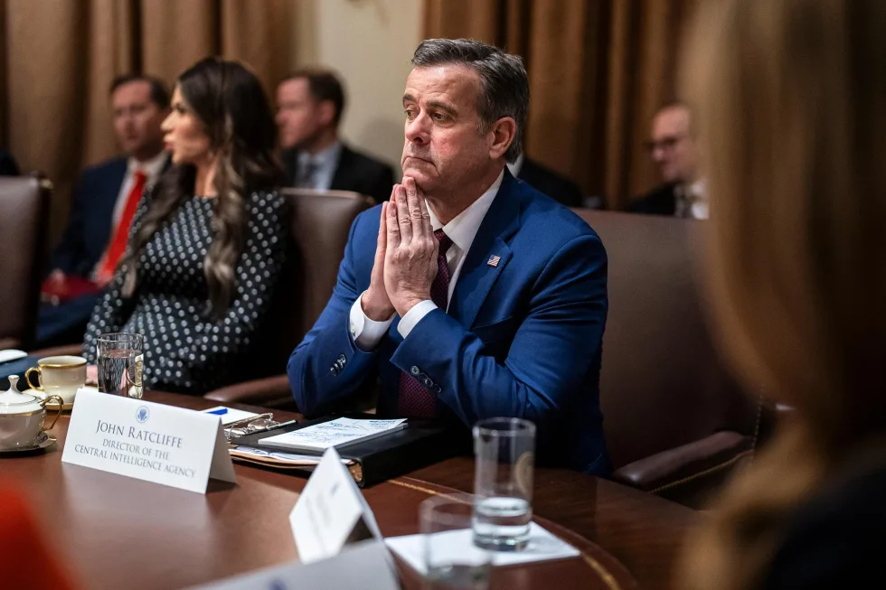 Axios: США попросили Україну не бити по Росії, поки там директор ЦРУ