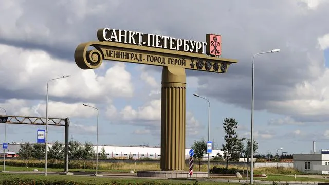 У Росії новий удар по Санкт-Петербургу і не тільки. Кажуть, збили ракету за 1000+ км від України