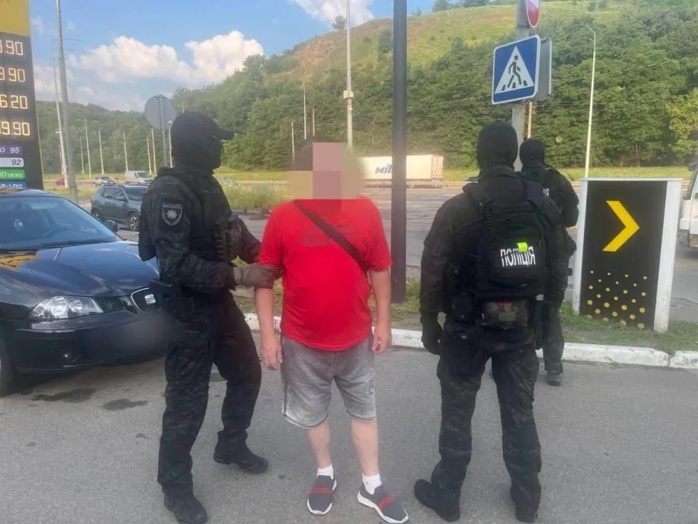 Відомий у Києві лікар-хірург замовив убивство ексдружини через поділ майна – поліція