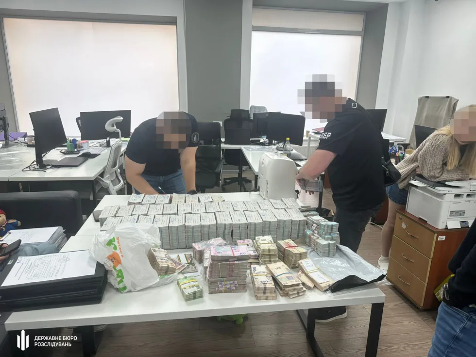 Справа на 7 млрд і 150+ ФОПів: що ДБР і Vyriy Industries кажуть про обшуки у компанії