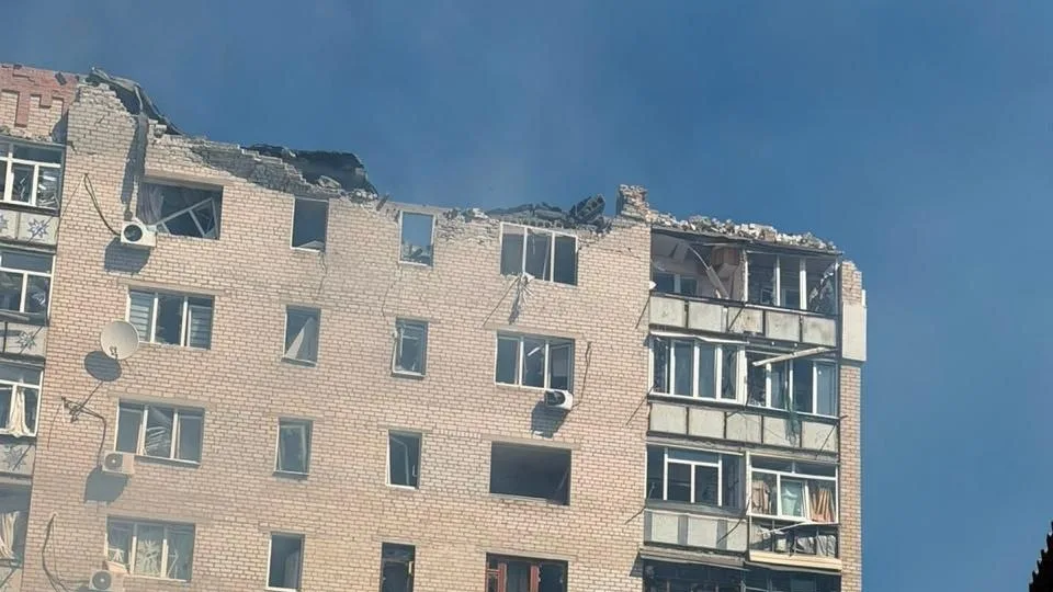 Вісім ударів за сім хвилин. Краматорськ під атакою КАБів: 19 поранених, серед яких немовля
