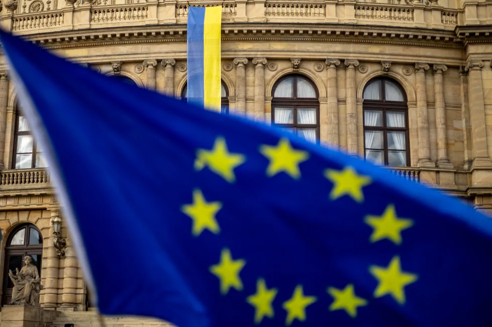 Нові правила та бюрократичні пастки. Як українцю сьогодні знайти роботу в ЄС