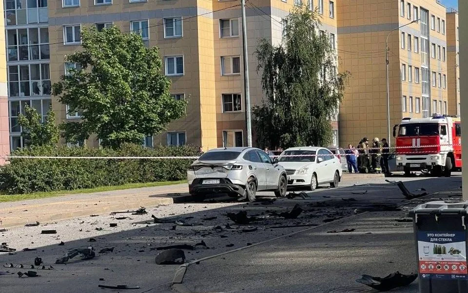 Пропагандисти РФ заявили про загибель військового льотчика внаслідок підриву авто – фото