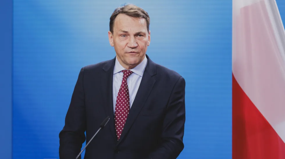 Сікорський про атаку РФ: "Якої реакції союзників ми б хотіли, якби це було у нас?"