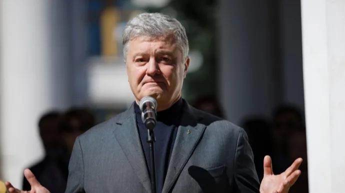Верховний суд відмовив Порошенку у знятті з нього санкцій Зеленського