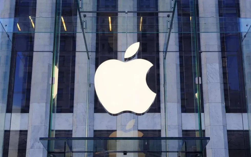 Apple готує нові iPad Pro та MacBook Pro на 2027 рік - Bloomberg
