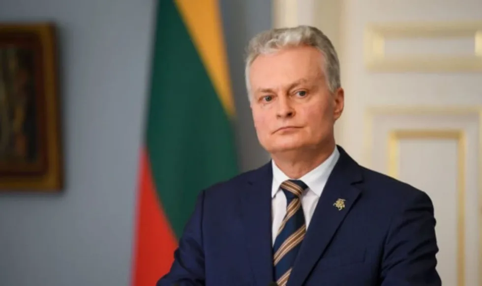 День Державного прапора - Науседа виступив українською мовою у Києві