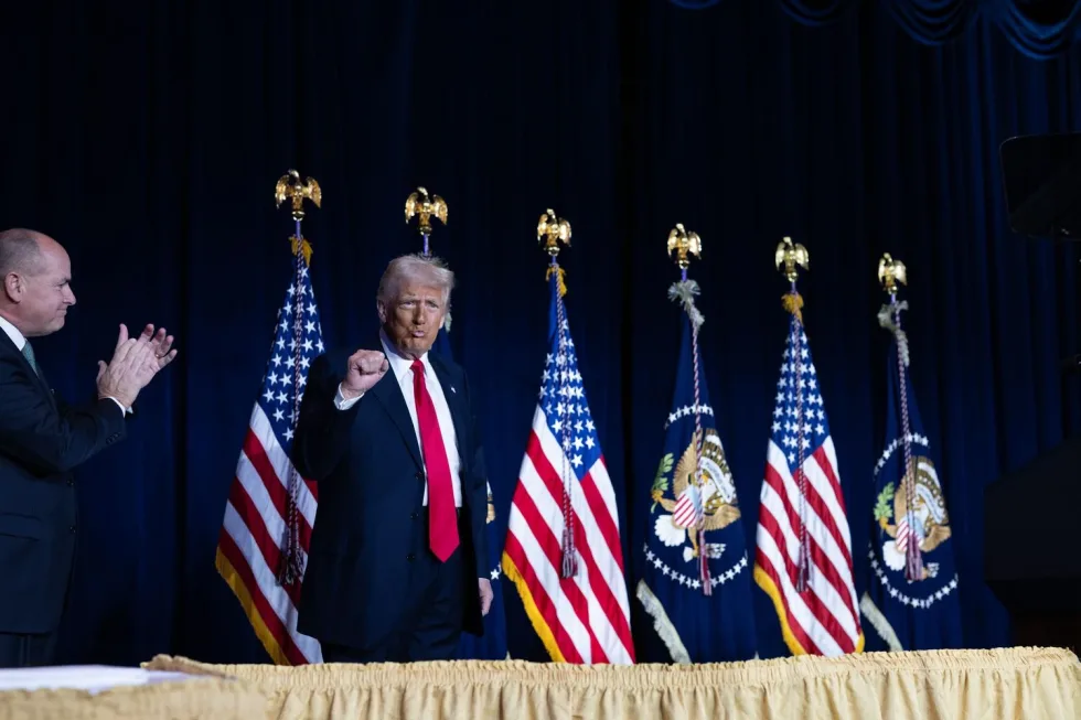 Рішення Трампа відкласти дедлайн для Ірану частково спрямоване на заспокоєння ринків - Bloomberg