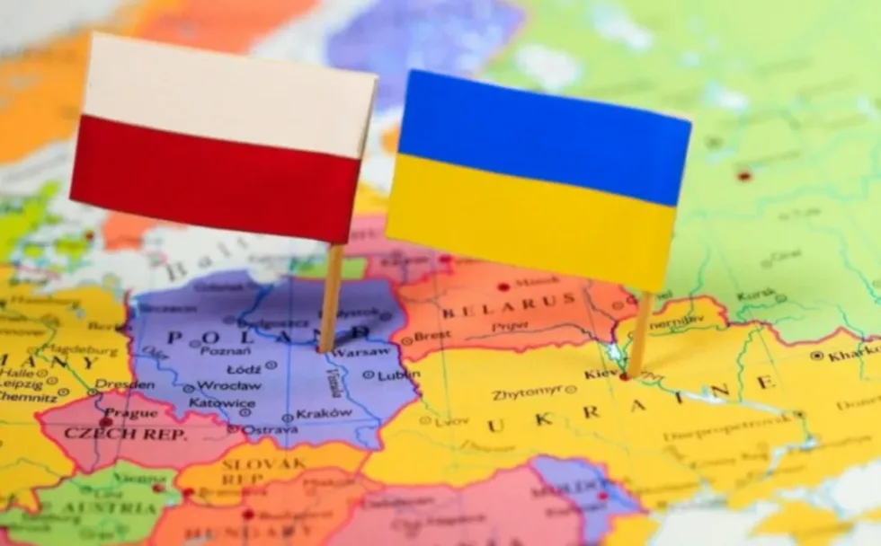 У Польщі розкритикували рішення України про створення Національного пантеону
