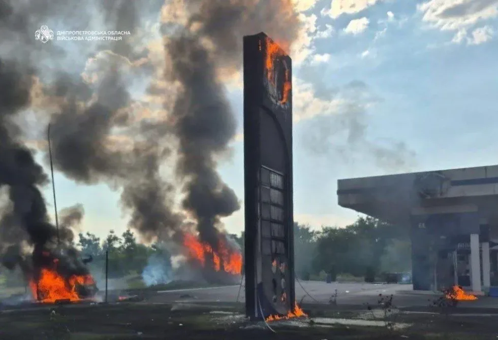 На Дніпровщині під атакою рф знову опинилася АЗС - є загиблий і поранені