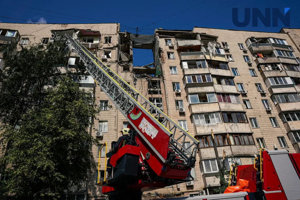 Масований удар рф по Києву та області: 14 загиблих, понад 500 евакуйованих у Вишневому