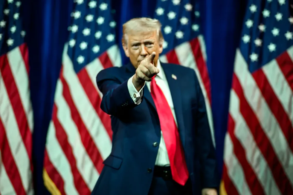 Трамп поновив погрози "завершити справу" військовими діями щодо Ірану