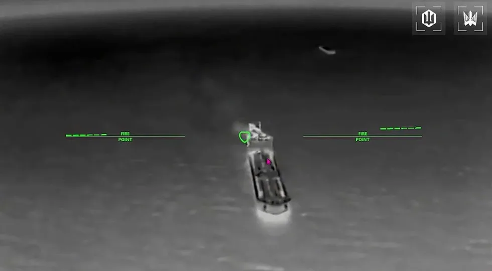 СБС вночі уразили 8 російських танкерів в Азовському морі, які везли пальне в Крим – "Мадяр"