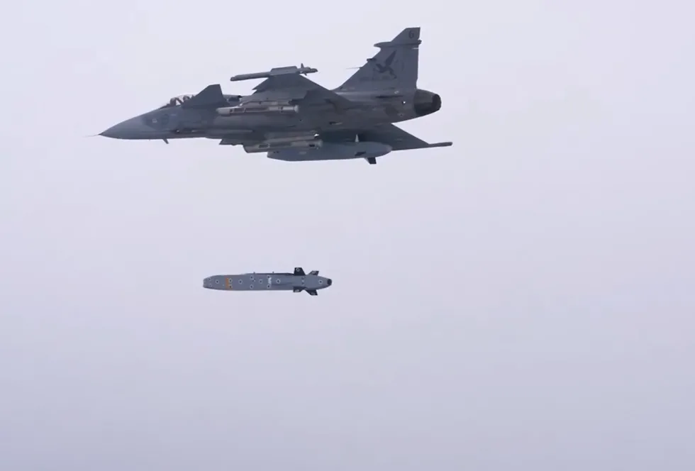 Швеція вперше запустила ракету Taurus з винищувача Gripen