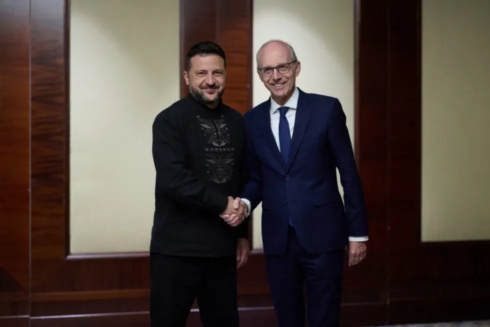 Зеленський обговорив із прем'єром Люксембургу бюджетну та гуманітарну підтримку України