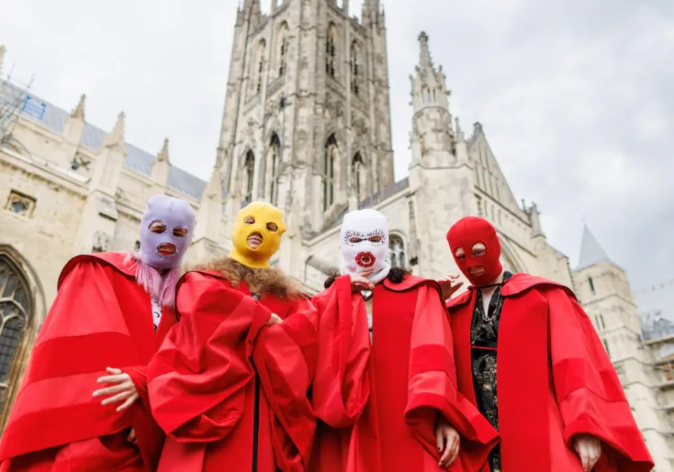 Колишня учасниця Pussy Riot заявила про трирічну співпрацю з фсб