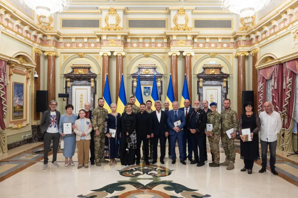 Зеленський відзначив держнагородою "Національна легенда України" 20 видатних людей