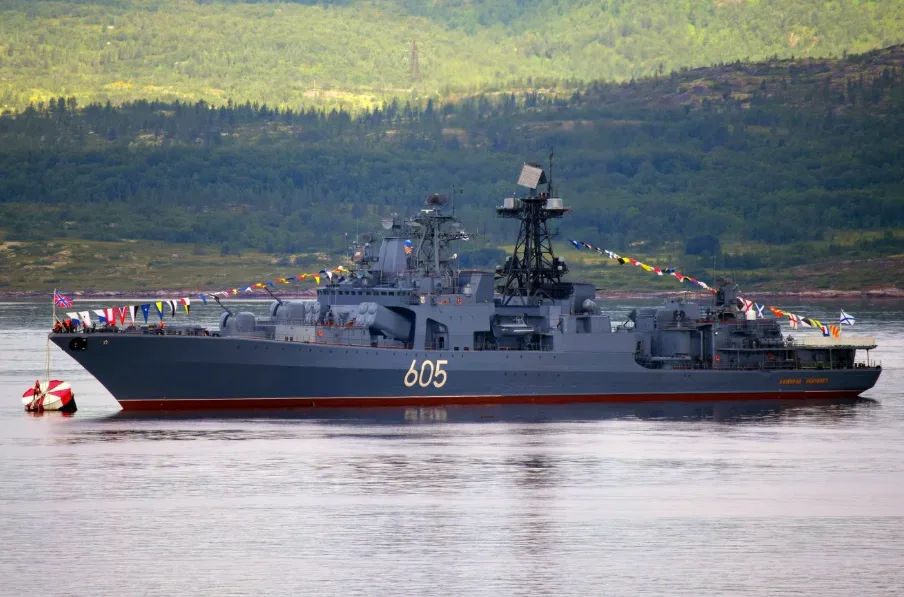 росія повертає бойові кораблі у Середземне море після заяви НАТО про відсутність там її флоту